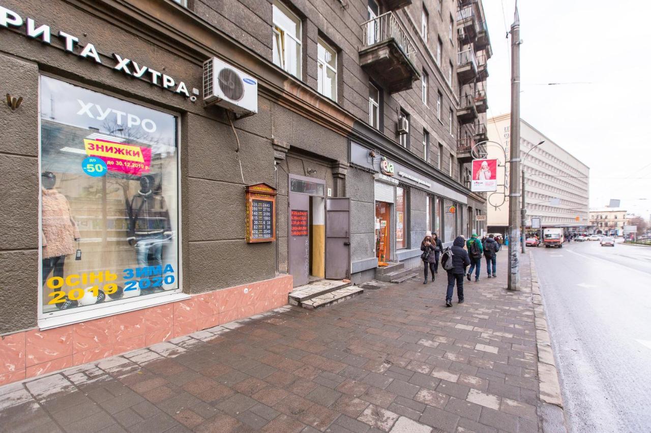 Апартаменти Біля Оперного Центр Краща Локація 2 Кімнати Lviv Ngoại thất bức ảnh